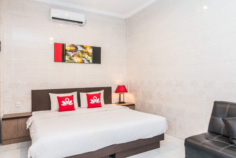 Angkul Angkul Beach Inn Kuta By Kamara Extérieur photo